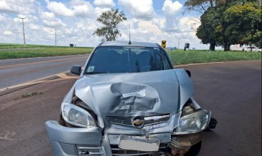 Acidente no trevo de Vila Nova deixa três pessoas feridas na PR-182 em Toledo