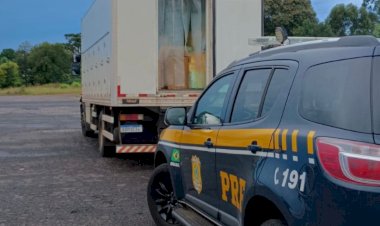PRF apreende contrabando em meio à carga de sorvete