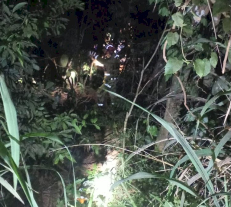 Bombeiros resgatam  Mulher que caiu no Rio Guaçu na divisa de Nova Santa Rosa e Marechal Rondon