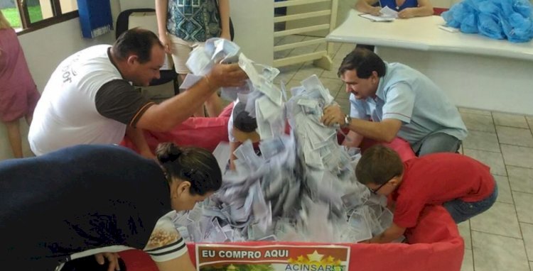 Acinsar realiza sorteio da Campanha Natal Premiado 2025 em Nova Santa Rosa