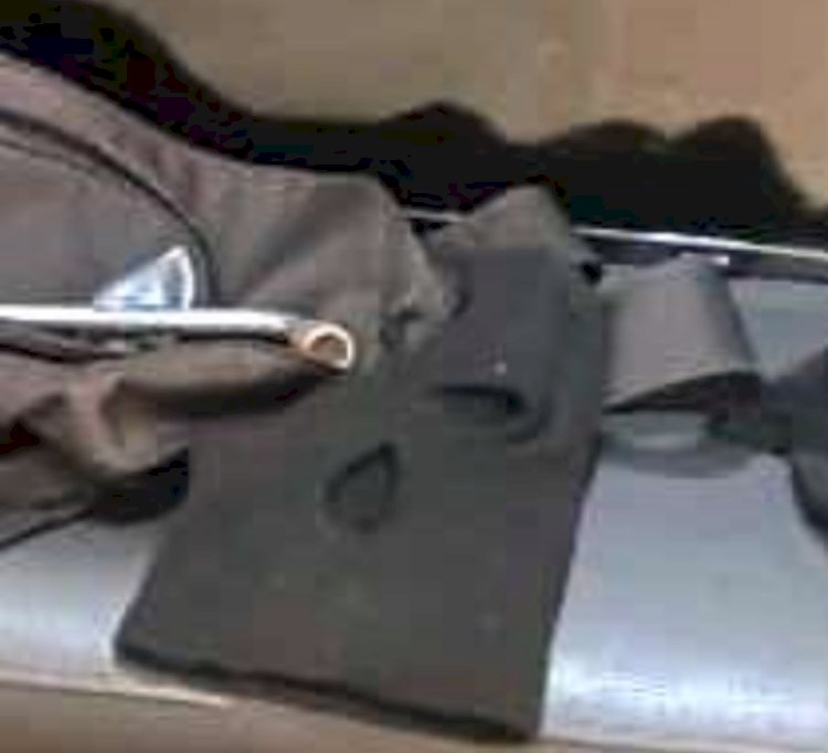 Polícia encontra capuz, celulares das vítimas e drogas na casa de suspeito de assalto em Nova Santa Rosa  Subtítulo