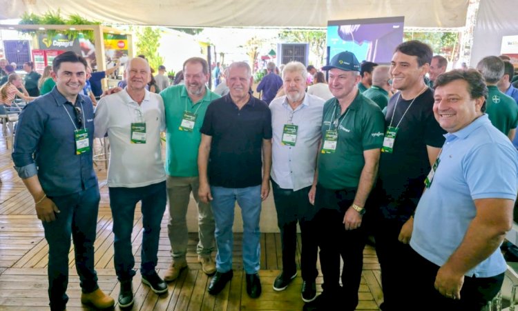 Prefeito Lari Hitz participa da abertura do Agroshow Copagril 2026 em Marechal Cândido Rondon