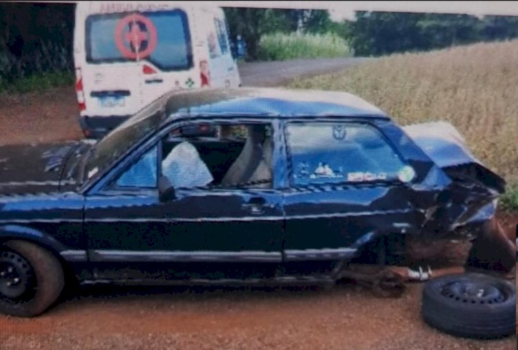 Colisão envolve veículo oficial e carro na PRC-467, em Marechal Cândido Rondon