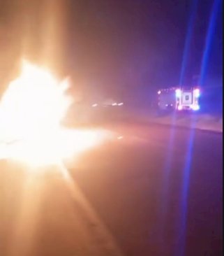 Veículo de Nova Santa Rosa é destruído pelo fogo na BR 163 perto de Toledo