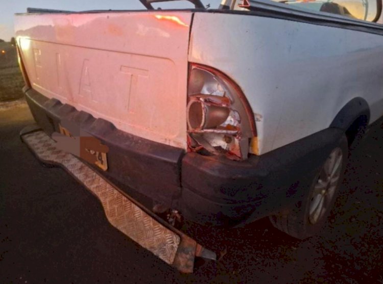 Veículo bate na traseira  de utilitário em Nova Santa Rosa e foge do local do acidente