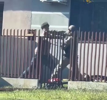 ATUALIZADO: Motorista embriagado provoca acidente, fere pedestre e ameaça policiais em Santa Helena