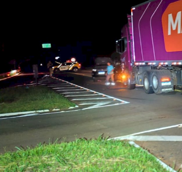 Colisão envolvendo caminhão de Palotina  deixa três pessoas gravemente feridas na PR-486