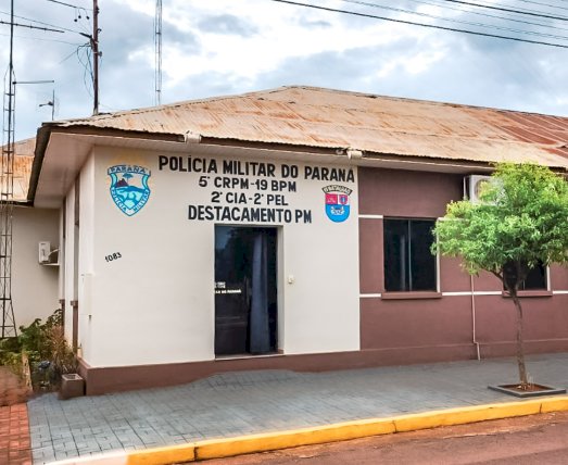 Briga na praça em Quatro Pontes termina com irmão agredido pelo proprio irmão e mobiliza a policia