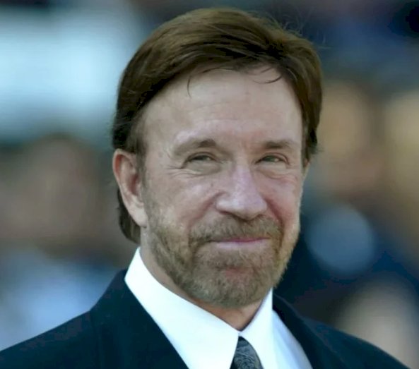 Morre Chuck Norris, ícone dos filmes de ação, aos 86 anos