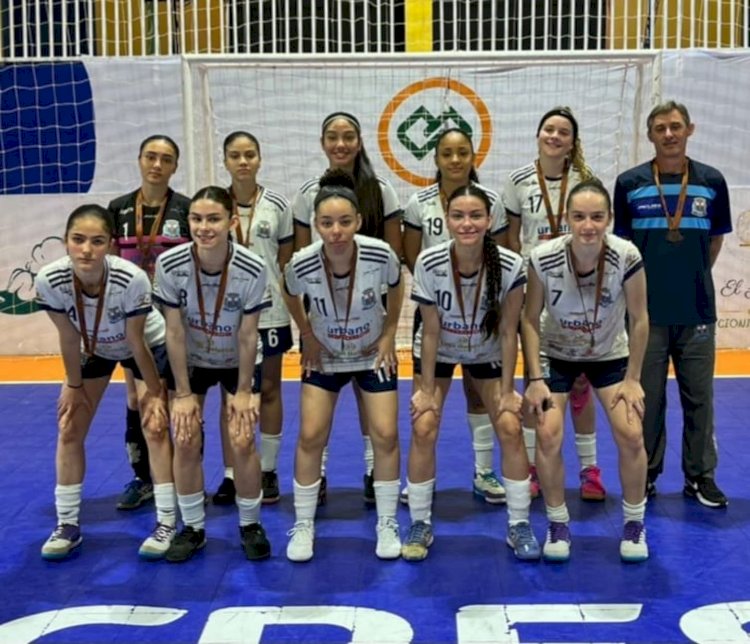 Talento e dedicação: sub-17 de Nova Santa Rosa brilha em competições regionais