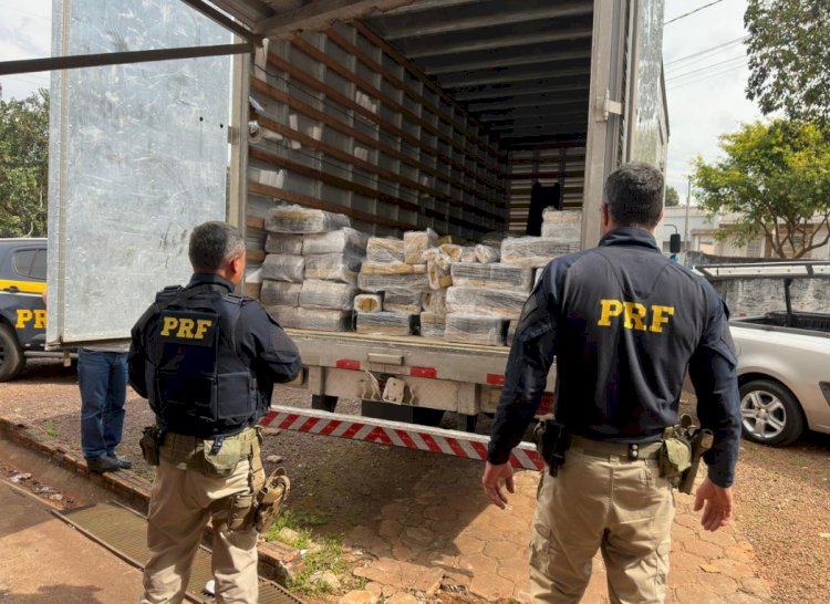 PRF apreende quase uma tonelada de maconha em Cascavel