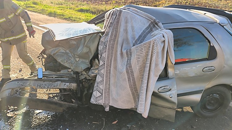 Acidente grave com óbito e pessoas feridas.
