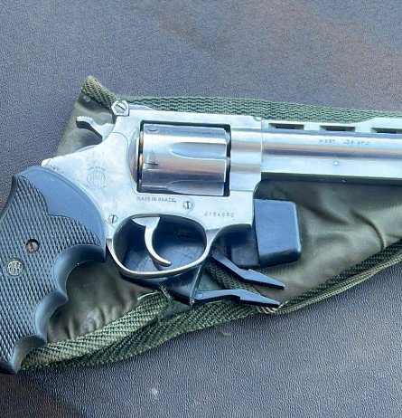 Atualizado: Homem é preso e mais de 1,5 tonelada de drogas são apreendidas em chácara de Nova Santa Rosa