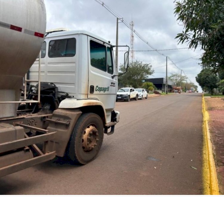 Mercedes cria rota alternativa para caminhões após o fechamento do acesso da BR-163 pela Colina