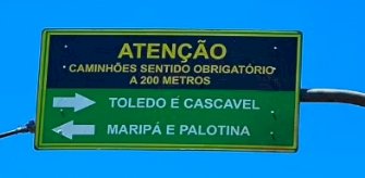 Prefeitura de Nova Santa Rosa, reforça sinalização para caminhoneiros utilizarem o Anel Viário