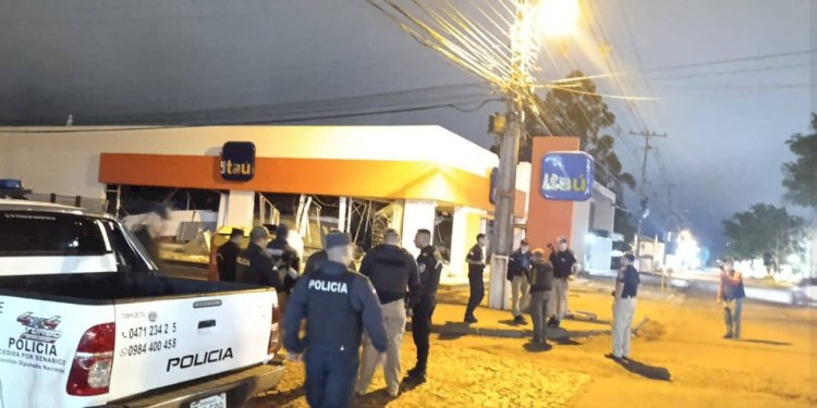 ATENÇÃO: Grupo armado explode agência do Banco Itaú em Katueté, no Paraguai