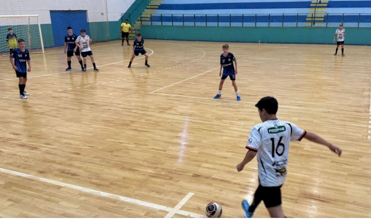 Prestigie as finais da IV Copa Karl Schmit e ajude Rio Bonito do Iguaçu