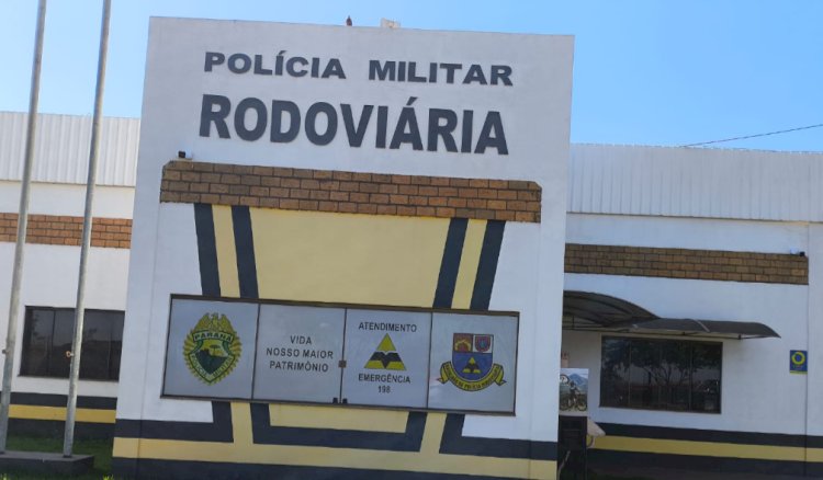 Carro capota na PR-591 em Novo Sarandi; motorista de Quatro Pontes sofre apenas ferimentos leves