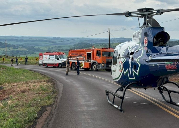 Suporte aéreo do SAMU socorre jovem  após queda de moto na PR-239, em Nova Aurora