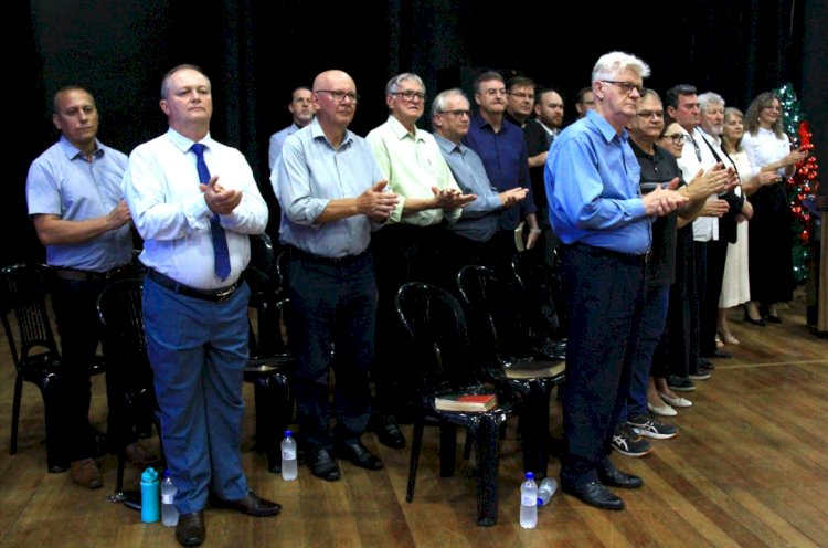 Culto do Dia da Bíblia reúne comunidade cristã em noite de celebração e unidade em Nova Santa Rosa