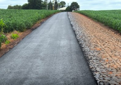 Mais uma obra Obra de pavimentação asfáltica é iniciada no interior de Marechal Cândido Rondon